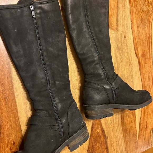 La Canadienna Italy leather isolated boots (calf and regular leather)size7 - Picture 9 of 12